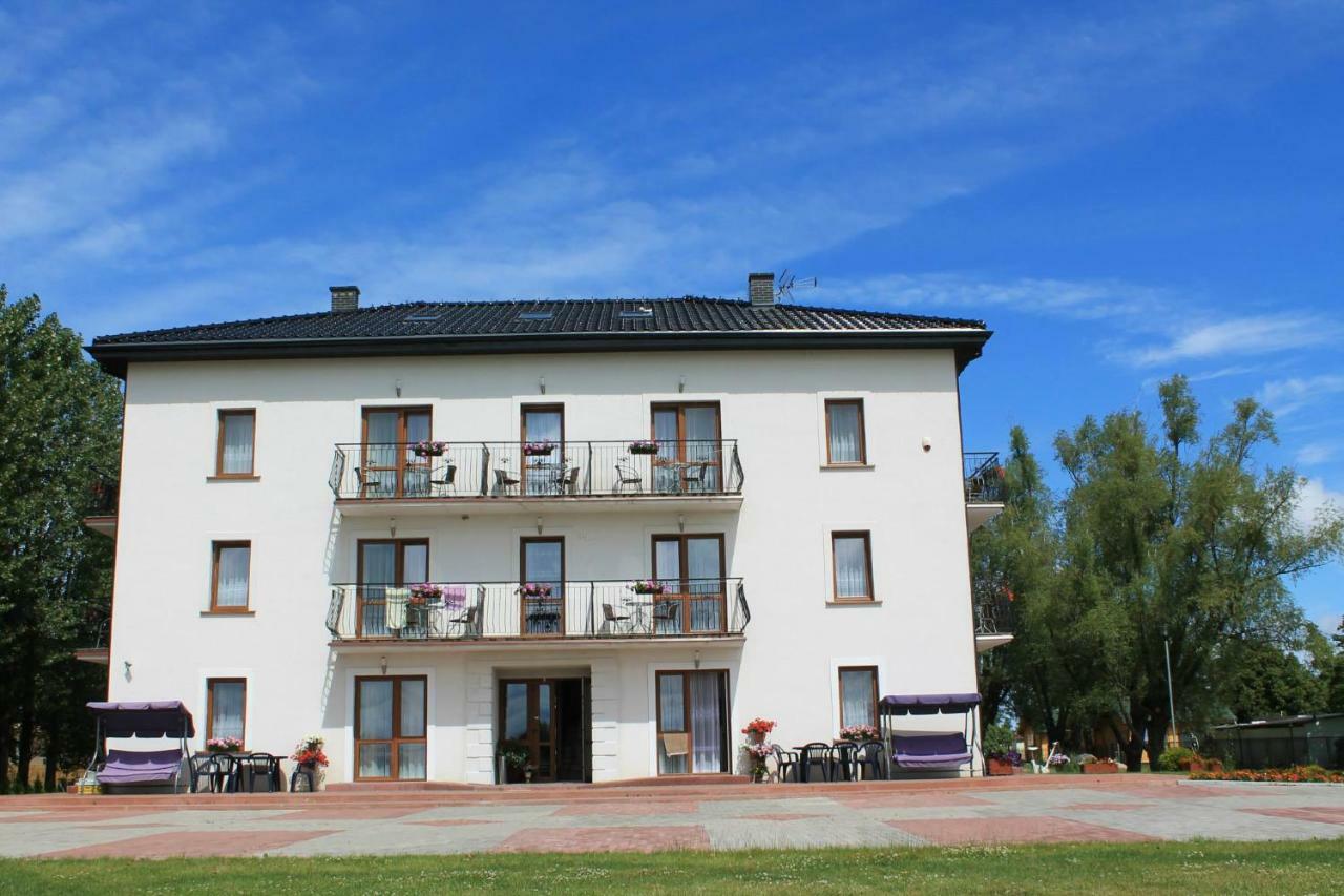 Pensjonat Nad Stawem Sarbinowo Esterno foto